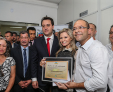 O governador Carlos Massa Ratinho Junior inaugura  a nova sede da Delegacia da Mulher e do Adolescente de São José dos Pinhais, na Região Metropolitana de Curitiba.Foto: Geraldo Bubniak/ANPr