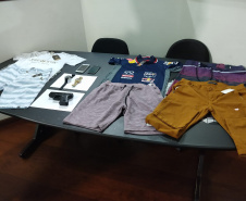 O Centro de Operações Policiais Especiais (Cope), da Polícia Civil do Paraná, prendeu nesta terça-feira (19) Leonardo de Sena, 24 anos, suspeito de assaltar uma joalheria do Shopping Mueller, de Curitiba. O rapaz, que é foragido da prisão, foi encontrado pelos policiais no bairro Sitio Cercado, menos de 24 horas após o assalto. -  Curitiba, 20/02/2019  -  Foto: Divulgação SESP