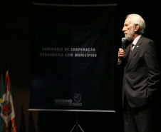 A Secretaria de Educação do Paraná realizou nesta quarta-feira (20), em Curitiba, o Seminário de Cooperação Pedagógica com Município