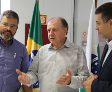 O secretário do Desenvolvimento Urbano (SEDU), João Carlos Ortega, autorizou nesta quarta-feira (20) duas homologações e duas licitações para obras nos municípios de Rio Azul, Engenheiro Beltrão, Ivatuba e de Jandaia do Sul. O valor total autorizado chega a R$ 2,86 milhões com recursos do Sistema de Financiamento aos Municípios (SFM), sendo que só das licitações são R$ 351,82 mil. -  Curitiba, 20/01/2019  -  Foto: Divulgação SEDU