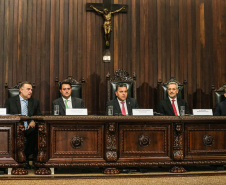 O governador Carlos Massa Ratinho Junior participa da solenidade que formaliza a Força-Tarefa Infância Segura de Prevenção e Combate a Crimes Contra a Criança, nesta quinta-feira (21) no Palácio da Justiça.    Curitiba, 21/02/2019 -  Foto: Geraldo Bubniak/ANPr