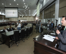 O governador Carlos Massa Ratinho Junior participa da solenidade que formaliza a Força-Tarefa Infância Segura de Prevenção e Combate a Crimes Contra a Criança, nesta quinta-feira (21) no Palácio da Justiça.    Curitiba, 21/02/2019 -  Foto:  Rodrigo Félix Leal/ANPr