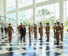 O governador Carlos Massa Ratinho Junior recebe o  Embaixador da República da Tunísia no Brasil  Mohamed Hedi Soltani e o primeiro Secretário Amine Sayeb, nesta quinta-feira (21) no Palácio Iguaçu.    Curitiba, 21/02/2019 -  Foto: Geraldo Bubniak/ANPr