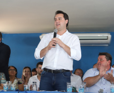 Governador Carlos Massa Ratinho Júnior participa da posse da diretoria da Associação dos Municípios do Norte Pioneiro (Amunorp), em Pinhalão, no Clube Aerp. - Pinhalão 22/02/2019 - Foto: Rodrigo Félix Leal/ANPr