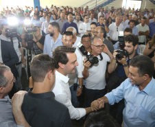 Governador Carlos Massa Ratinho Júnior participa da posse da nova diretoria da Associação dos Municípios do Norte Pioneiro (Amunorpi). O prefeito de Pinhalão, Sérgio Rodrigues é o presidente da Associação.  -  Pinhalão, 22/01/2019  -  Foto: Jaelson Lucas/ANPr