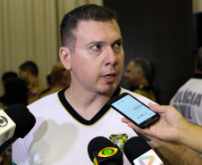 A Polícia Científica, por sua vez, fez 1.017 exames periciais nas bases de Matinhos e Paranaguá, decorrentes dos atendimentos a ocorrências e ao público em geral. O Instituto Médico Legal (IML) fez 479 exames de clínica nesta temporada. “Estamos com todos os exames concluídos, com a atuação de uma equipe de serviço e outra de sobreaviso para que o atendimento seja o mais rápido possível”, explicou o perito criminal Michel Rodrigues.
Foto: Soldado Amanda Morais