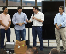 O governador Carlos Massa Ratinho Jr entregou nesta sexta(22) novas viaturas, aparelhos etolométricos e coletes balísticos às unidades da Polícia Militar que pertencem ao 2 Comando Regional - Londrina e região. Londrina,22/02/2019 -  Foto: Rodrigo Félix Leal/ANPr