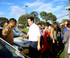 O governador Carlos Massa Ratinho Jr entregou nesta sexta(22) novas viaturas, aparelhos etolométricos e coletes balísticos às unidades da Polícia Militar que pertencem ao 2 Comando Regional - Londrina e região. Londrina,22/02/2019 Foto:Jaelson Lucas / ANPr