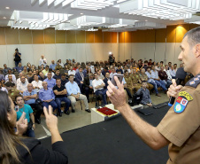 O governador Carlos Massa Ratinho Jr entregou nesta sexta(22) novas viaturas, aparelhos etolométricos e coletes balísticos às unidades da Polícia Militar que pertencem ao 2 Comando Regional - Londrina e região. Londrina,22/02/2019 Foto:Jaelson Lucas / ANPr