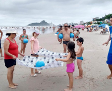 Sanepar oferece atividades de recreação educativa nas praias. Foto: Thays Poletto
