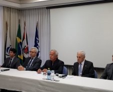 O Secretário de Estado da Administração e da Previdência, Reinhold Stephanes, deu posse nesta terça-feira (26), aos novos integrantes do Conselho Diretor da PARANAPREVIDÊNCIA