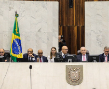 O secretário Renê Garcia Junior, de Estado da Fazenda (SEFA), participa nesta quarta-feira (27), de uma audiência pública  na Assembleia Legislativa do Paraná (ALEP), para apresentação dos dados do Governo relativos ao cumprimento das metas fiscais do terceiro quadrimestre de 2018.  Curitiba, 27/02/2019 -  Foto: Geraldo Bubniak/ANPr