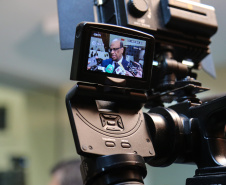 O secretário Renê Garcia Junior, de Estado da Fazenda (SEFA), participa nesta quarta-feira (27), de uma audiência pública  na Assembleia Legislativa do Paraná (ALEP), para apresentação dos dados do Governo relativos ao cumprimento das metas fiscais do terceiro quadrimestre de 2018.  Curitiba, 27/02/2019 -  Foto: Geraldo Bubniak/ANPr