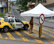 O Litoral terá reforço de 300 policiais militares durante os cinco dias do Carnaval para intensificar o policiamento durante os festejos que ocorrerão nos sete municípios. Este contingente soma-se ao efetivo já existente na Costa Leste para a Operação Verão 2018/2019.  - Foto: Divulgação PMPR
