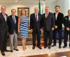 O governador em exercício Darci Piana recebe o presidente da Paraná Turismo, João Jacob Mehl  e representantes do G5 nesta quinta-feira (7) no Palácio Iguaçu.   Curitiba, 07/03/2019 -  Foto: Geraldo Bubniak/ANPr