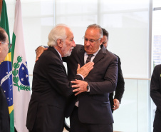 O governador em exercício Darci Piana recebe o presidente da Paraná Turismo, João Jacob Mehl  e representantes do G5 nesta quinta-feira (7) no Palácio Iguaçu.   Curitiba, 07/03/2019 -  Foto: Geraldo Bubniak/ANPr