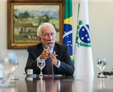 O governador em exercício Darci Piana recebe o presidente da Paraná Turismo, João Jacob Mehl  e representantes do G5 nesta quinta-feira (7) no Palácio Iguaçu.   Curitiba, 07/03/2019 -  Foto: Geraldo Bubniak/ANPr
