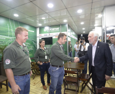 O governador em exercício Darci Piana, participa da abertura 45ª Expo Umuarama e 18ª Feira Internacional. Participaram: prefeito de Umuarama, Celso Pozzobom; os secretários: do Meio Ambiente e Recursos Hídricos, Márcio Nunes; da Agricultura, Norberto Ortigara; presidente da Sociedade Rural de Umuarama, Milton Gaiari; entre outros.Umuarama, 07-03-19.Foto: Arnaldo Alves / ANPr.
