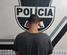 Polícia Civil cumpre mandados de prisão decorrentes de violência contra a mulher em diversas cidades do Paraná nesta sexta-feira (8). A ação conta com a participação de 250 policiais civis e recebeu o nome de Operação Respeito, em alusão ao Dia Internacional da Mulher. As ações tiveram início no sábado de Carnaval e se encerram ao final desta sexta. Foto: Polícia Civil