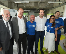 O governador Carlos Massa Ratinho Junior empossa a nova diretoria do Instituto de Tecnologia do Paraná (Tecpar). Tomam posse como diretor-presidente do Tecpar, Fabio Cammarota; diretora comercial, Danielle Portela; o diretor de Desenvolvimento Tecnológico e Inovação, Rafael Rodrigues; e diretor de Administração e Finanças, Arnaldo da Fonseca. Foto: Rodrigo Félix Leal/ANPr