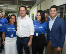 O governador Carlos Massa Ratinho Junior empossa a nova diretoria do Instituto de Tecnologia do Paraná (Tecpar). Tomam posse como diretor-presidente do Tecpar, Fabio Cammarota; diretora comercial, Danielle Portela; o diretor de Desenvolvimento Tecnológico e Inovação, Rafael Rodrigues; e diretor de Administração e Finanças, Arnaldo da Fonseca. Foto: Rodrigo Félix Leal/ANPr