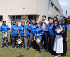 O governador Carlos Massa Ratinho Junior empossa a nova diretoria do Instituto de Tecnologia do Paraná (Tecpar). Tomam posse como diretor-presidente do Tecpar, Fabio Cammarota; diretora comercial, Danielle Portela; o diretor de Desenvolvimento Tecnológico e Inovação, Rafael Rodrigues; e diretor de Administração e Finanças, Arnaldo da Fonseca. Foto: José Fernando Ogura/ANPr