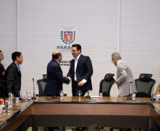 O balanço final da "Operação Verão" foi apresentado nesta quinta-feira (14), em reunião no Palácio Iguaçu, do governador Carlos Massa Ratinho Junior, o secretário da Segurança Pública e Administração Penitenciária, Luiz Felipe Carbonell, e representantes de todas as secretarias e órgãos envolvidos nas atividades..Foto de Gilson Abreu/ANPr - 14.03.2019