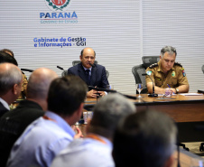 O balanço final da "Operação Verão" foi apresentado nesta quinta-feira (14), em reunião no Palácio Iguaçu, do governador Carlos Massa Ratinho Junior, o secretário da Segurança Pública e Administração Penitenciária, Luiz Felipe Carbonell, e representantes de todas as secretarias e órgãos envolvidos nas atividades..Foto de Gilson Abreu/ANPr - 14.03.2019