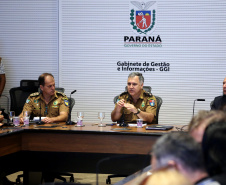 O balanço final da "Operação Verão" foi apresentado nesta quinta-feira (14), em reunião no Palácio Iguaçu, do governador Carlos Massa Ratinho Junior, o secretário da Segurança Pública e Administração Penitenciária, Luiz Felipe Carbonell, e representantes de todas as secretarias e órgãos envolvidos nas atividades..Foto de Gilson Abreu/ANPr - 14.03.2019
