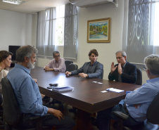 Um projeto pioneiro de avicultura, com bem-estar animal, começou a funcionar neste ano em Cascavel, no Oeste do Paraná