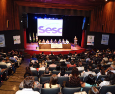 A Secretaria Estadual de Desenvolvimento Sustentável e Turismo realizou nesta quinta-feira (14), a 11ª Reunião Ordinária do R-20, e primeira do ano de 2019, para debater a gestão de Resíduos Sólidos Paraná. O evento foi realizado no Sesc da Esquina, em Curitiba, e reuniu representantes municipais, profissionais da área de resíduos e técnicos municipais que fazem parte do Grupo R-20.  -  Curitiba, 14/03/2019  -  Foto: Denis Ferreira Netto/Desenvolvimento Sustentável