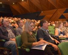  O secretário estadual da Saúde, Beto Preto, fez hoje a palestra de abertura oficial do 12o Seminário Femipa ? Federação das Santas Casas de Misericórdia e Hospitais Beneficentes do Paraná ? e falou sobre os programas do Governo para as instituições filantrópicas.Curitiba, 14/03/2019  -  Foto: Diogo Pracz/SESA