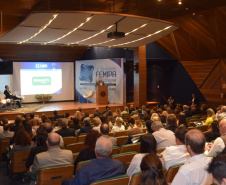  O secretário estadual da Saúde, Beto Preto, fez hoje a palestra de abertura oficial do 12o Seminário Femipa ? Federação das Santas Casas de Misericórdia e Hospitais Beneficentes do Paraná ? e falou sobre os programas do Governo para as instituições filantrópicas.Curitiba, 14/03/2019  -  Foto: Diogo Pracz/SESA