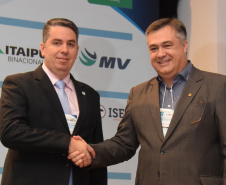  O secretário estadual da Saúde, Beto Preto, fez hoje a palestra de abertura oficial do 12o Seminário Femipa ? Federação das Santas Casas de Misericórdia e Hospitais Beneficentes do Paraná ? e falou sobre os programas do Governo para as instituições filantrópicas.Curitiba, 14/03/2019  -  Foto: Diogo Pracz/SESA