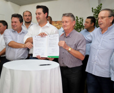 Governador Carlos Massa Ratinho Junior visita a Expo Umuarama e anuncia recursos para investimentos em infraestrutura e melhoria urbana no município. -  Umuarama, 15/03/2019  -  Foto: José Fernando Ogura/ANPr
