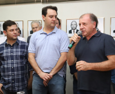 O governador Carlos Massa Ratinho Junior confirmou neste sábado (16) investimentos de R$ 2,82 milhões em obras e compra de máquinas e veículos para oito municípios da região Noroeste do Estado. Foram assinadas, na ExpoParanavaí, um dos principais eventos do agronegócio do Paraná, autorizações e homologações.   -  Paranavaí, 16/03/2019  -  Foto: José Fernando Ogura/ANPr