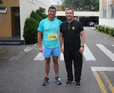 Em comemoração aos 67 anos do Batalhão de Polícia de Trânsito, 1,2 mil pessoas participaram da quarta edição da Corrida Solidária Provopar Estadual e BPTran neste domingo (17) em Curitiba. Os atletas, profissionais e amadores, correram 3 km, 5 km e 10 km em prol da solidariedade. Foto: Soldado Fernando Chauchuti/PMPR