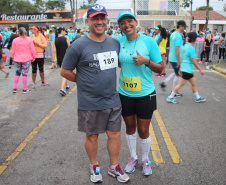 Em comemoração aos 67 anos do Batalhão de Polícia de Trânsito, 1,2 mil pessoas participaram da quarta edição da Corrida Solidária Provopar Estadual e BPTran neste domingo (17) em Curitiba. Os atletas, profissionais e amadores, correram 3 km, 5 km e 10 km em prol da solidariedade. Foto: Soldado Fernando Chauchuti/PMPR