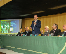 O governador Carlos Massa Ratinho Junior  lança o aplicativo Paraná Serviços no Auditório Mário Lobo em Curitiba nesta segunda-feira (18). Trata-se de uma solução inovadora do Governo do Paraná que facilitará a intermediação entre o contratante e o prestador autônomo de serviços.   Curitiba, 15/03/2019 -  Foto: Geraldo Bubniak/ANPr