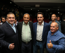 O governador Carlos Massa Ratinho Junior  lança o aplicativo Paraná Serviços no Auditório Mário Lobo em Curitiba nesta segunda-feira (18). Trata-se de uma solução inovadora do Governo do Paraná que facilitará a intermediação entre o contratante e o prestador autônomo de serviços.   Curitiba, 15/03/2019 -  Foto: Geraldo Bubniak/ANPr