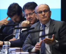 Governador Carlos Massa Ratinho Júnior coordena reunião com o secretariado  -  Curitiba, 19/03/2019  -  Foto: José Fernando Ogura/ANPr