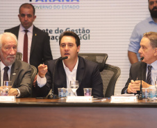Governador Carlos Massa Ratinho Júnior coordena reunião com o secretariado  -  Curitiba, 19/03/2019  -  Foto: Rodrigo Félix Leal/ANPr
