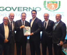 Governador Carlos Massa Ratinho Júnior coordena reunião com o secretariado  -  Curitiba, 19/03/2019  -  Foto: Rodrigo Félix Leal/ANPr