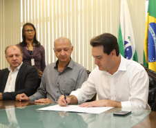 Governador Carlos Massa Ratinho Junior libera recursos para pavimentação asfáltica em Araucária.  -  Araucária, 20/03/2019  -  Foto: José Fernando Ogura/ANPr
