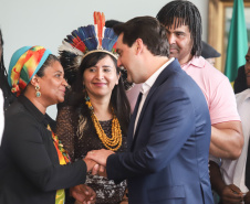 Governador Carlos Massa Ratinho Junior sanciona a lei que institui o Dia Estadual de Luta pela Eliminação da Discriminação Racial. A Lei define que a data será celebrada anualmente em 21 de março.  -  Curitiba, 21/03/2019  -  Foto: Rodrigo Félix Leal/ANPr