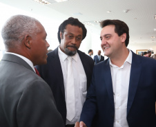 Governador Carlos Massa Ratinho Junior sanciona a lei que institui o Dia Estadual de Luta pela Eliminação da Discriminação Racial. A Lei define que a data será celebrada anualmente em 21 de março.  -  Curitiba, 21/03/2019  -  Foto: Rodrigo Félix Leal/ANPr