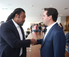 Governador Carlos Massa Ratinho Junior sanciona a lei que institui o Dia Estadual de Luta pela Eliminação da Discriminação Racial. A Lei define que a data será celebrada anualmente em 21 de março.  -  Curitiba, 21/03/2019  -  Foto: Rodrigo Félix Leal/ANPr