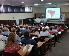  João Luiz Potenza da Cetesb  fala dos desafios da gestão de Resíduos Sólidos em SP. Foto: Sanepar