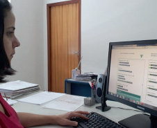 Rosa Maria Loureiro Dias, também destacou o dinamismo da Jucepar. "A experiência de protocolo era bem demorada. Tive um processo que demorou 12 dias. Depois tivemos um caso em que o processo saiu em cinco dias. Hoje foi a surpresa, o registro saiu na mesma manhã do protocolo, menos de uma hora e meia de espera”, relatou. Foto: Divulgação
