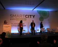 O superintendente executivo do Serviço Social Autônomo (Paranacidade), Álvaro Cabrini Junior, apresentou nesta sexta-feira (22) uma palestra no SmartCity , em Curitiba. Com o tema ?Cidades Circulares - Planejanfo Cidades Sustentáveis, Inovadoras e Inclusivas?  -  cURITIBA, 22/03/2019  -  fOTO: dIVULGAÇÃO sedu